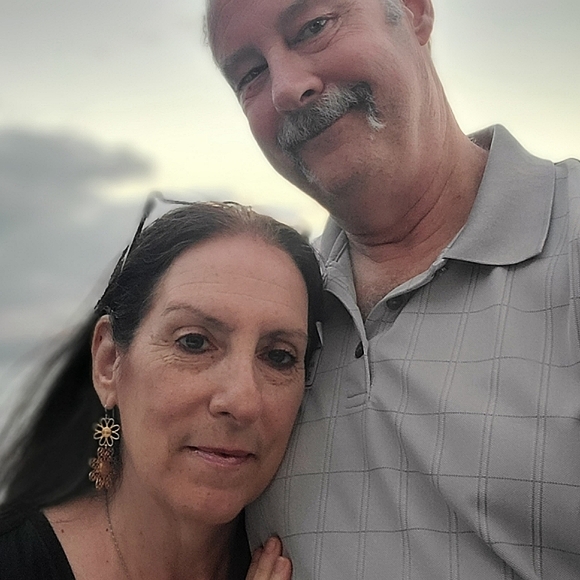 My Live Listing. Come Join Me. - Picture 3 of 5